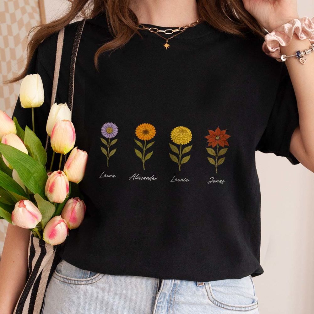 Personalisierbares T-Shirt mit Geburtsblumen