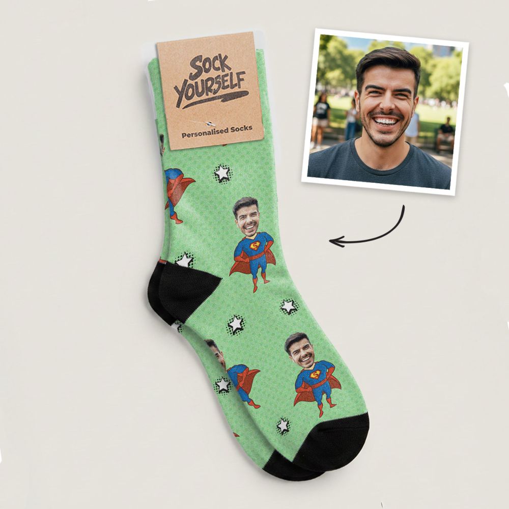 Personalisierbare Socken mit Gesicht und Superhelden