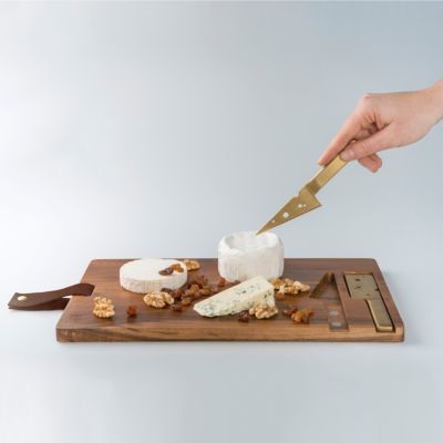 Käse-Schneidebrett mit Käsemessern